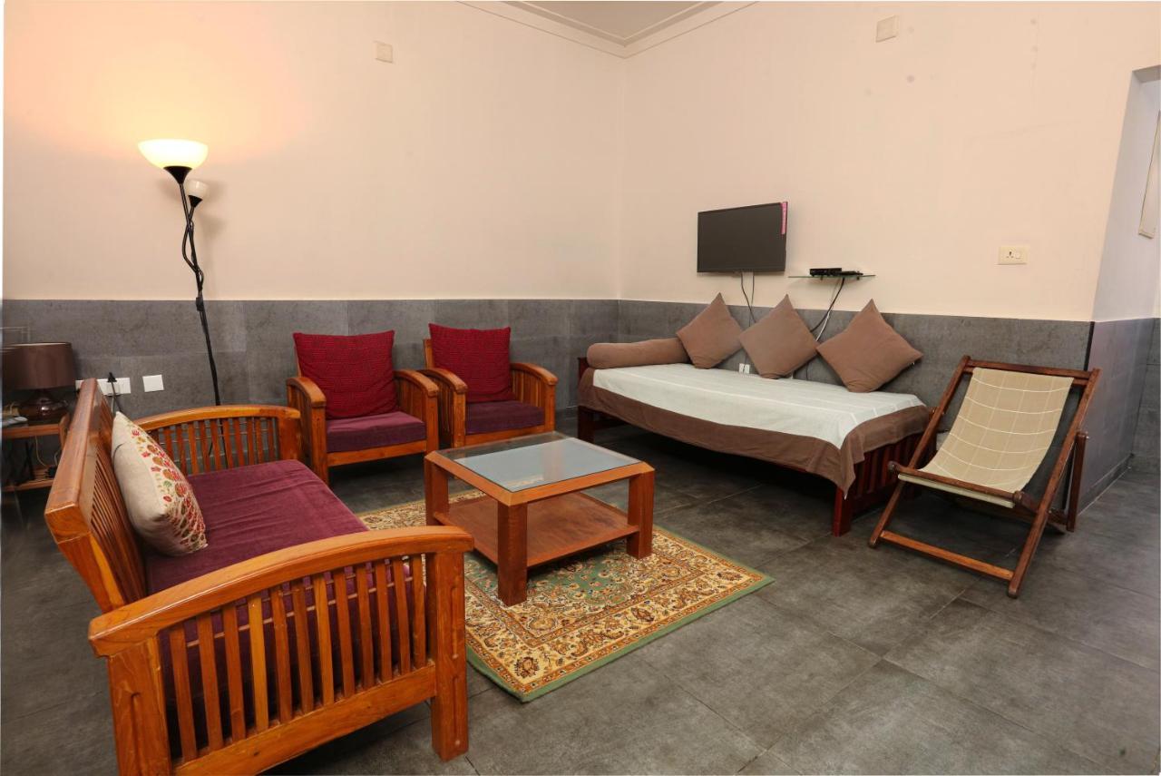 Monsoon Apartments Kannur Bagian luar foto